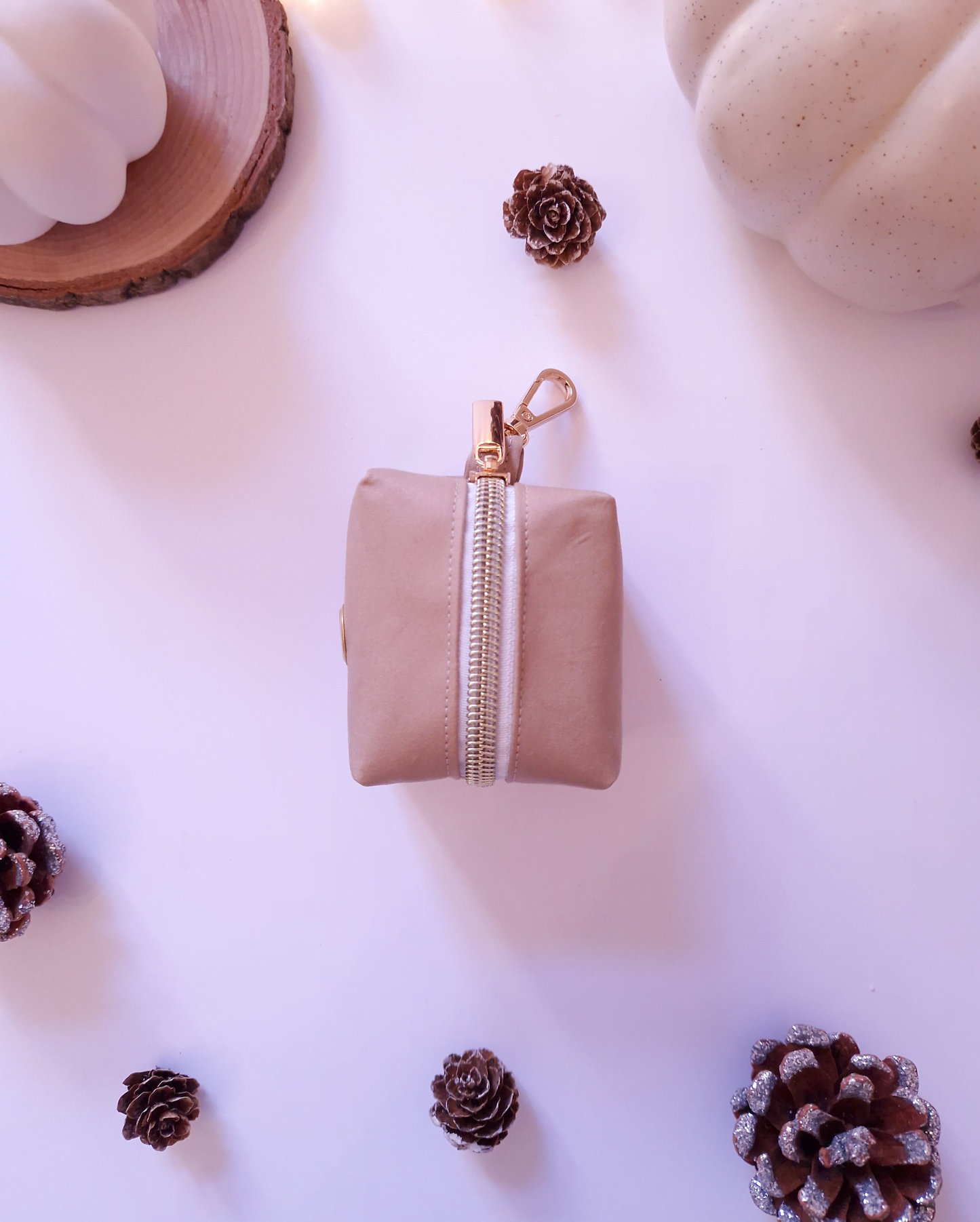 POOP BAG DISPENSER - WARM OAT